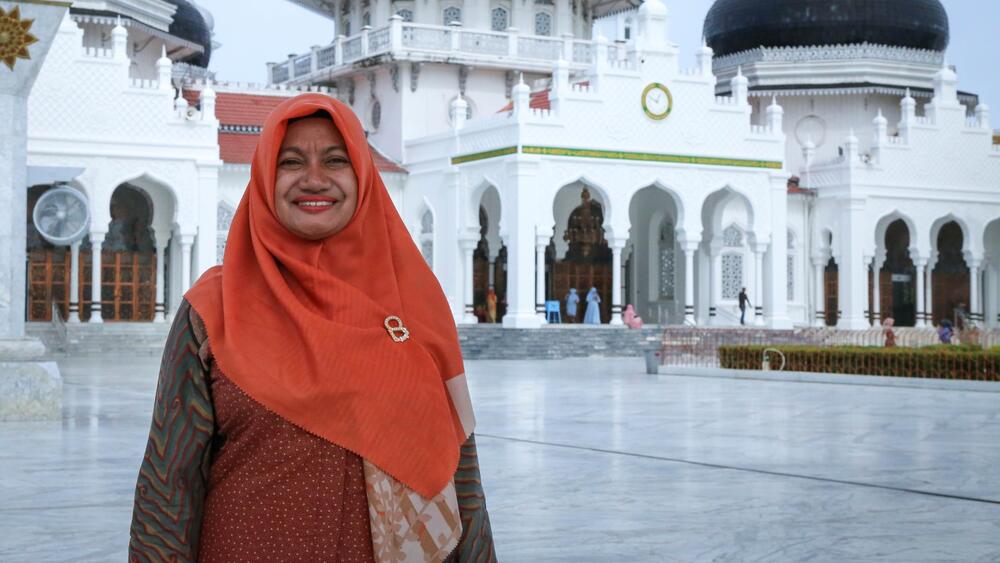 Nurlinawati-Aceh: Innovation that makes a difference-UNFPA Indonesia