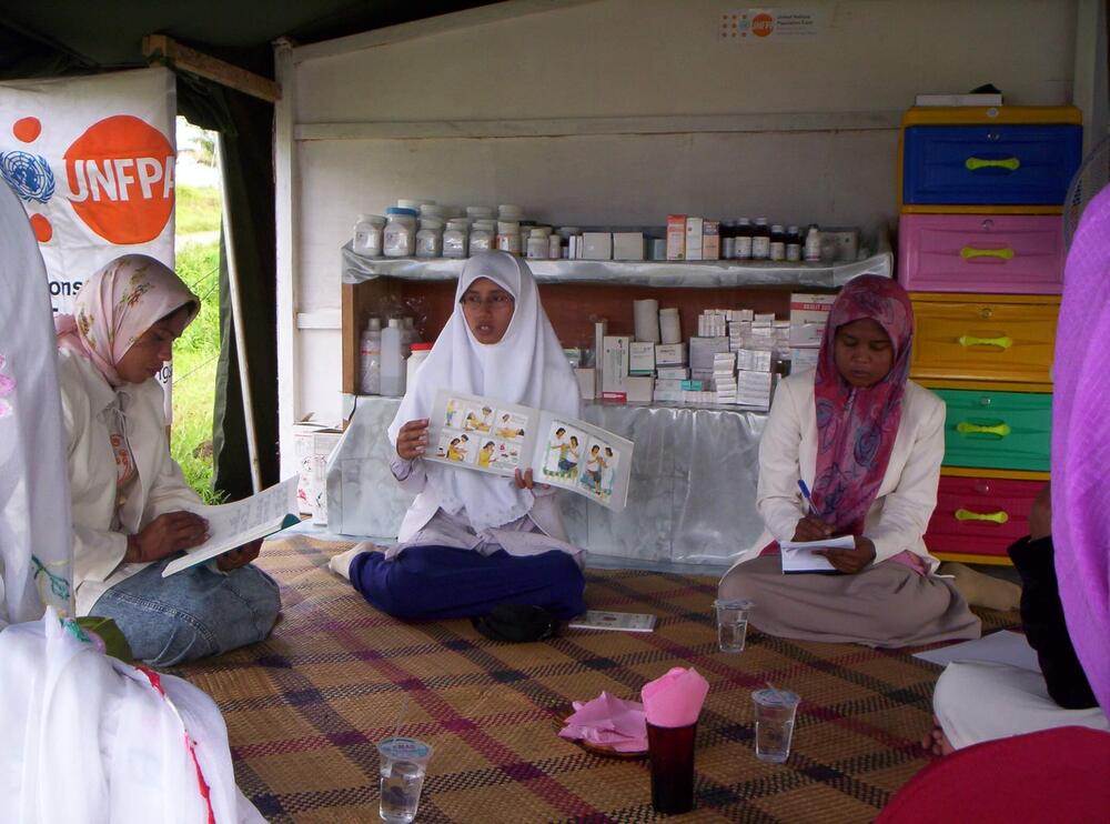 Reproductive Health Care in Tent Camp - Aceh