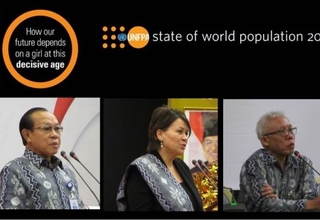 (left-right) Head of National Population and Family Planning Board (BKKBN) Dr. Surya Chandra Surapaty, UNFPA Representative Dr. Annette Sachs Robertson and BKKBN’s Deputy for Population Control Dr. Wendy Hartanto at SWOP 2016 launch on Nov.22.